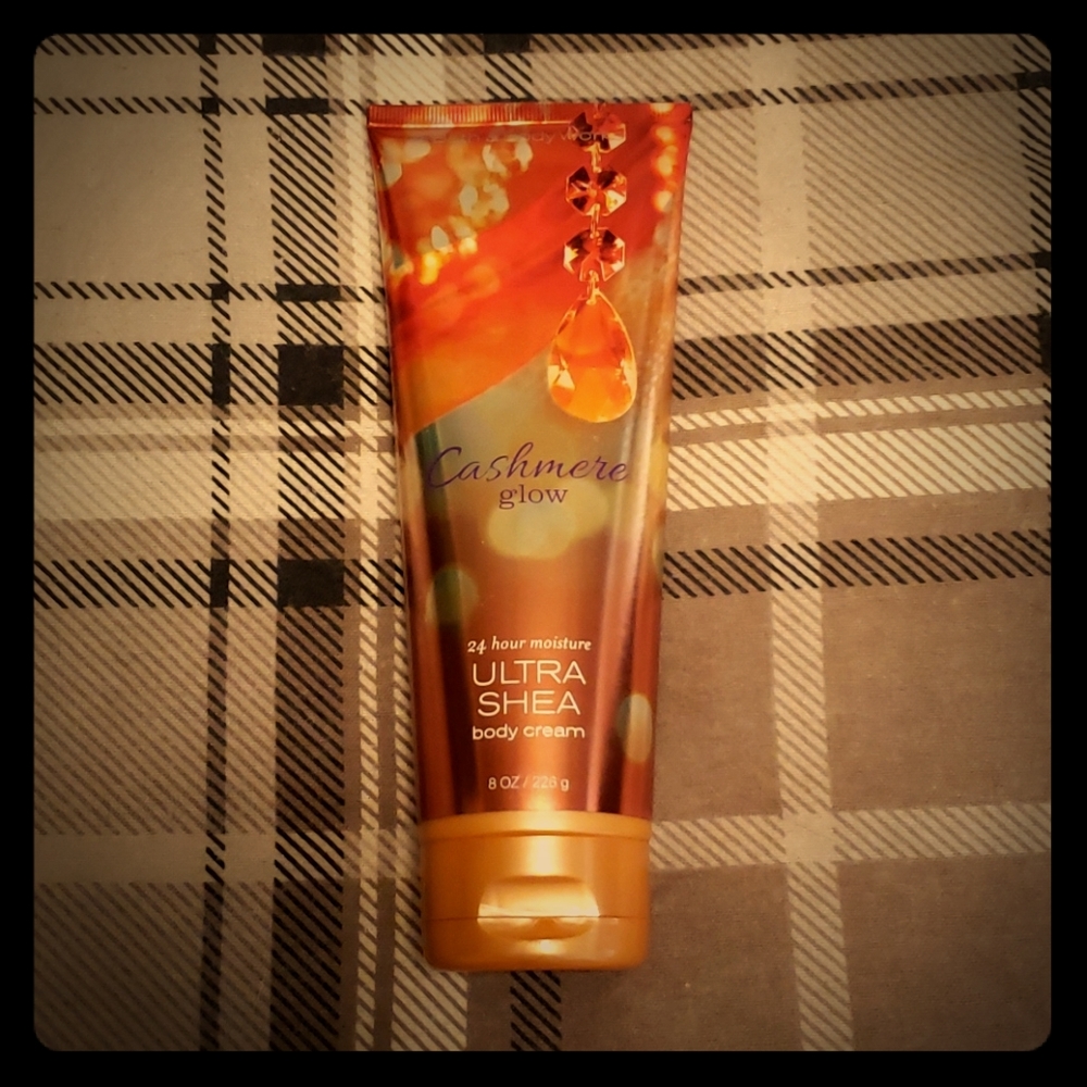 Cashmere Glow Body Cream